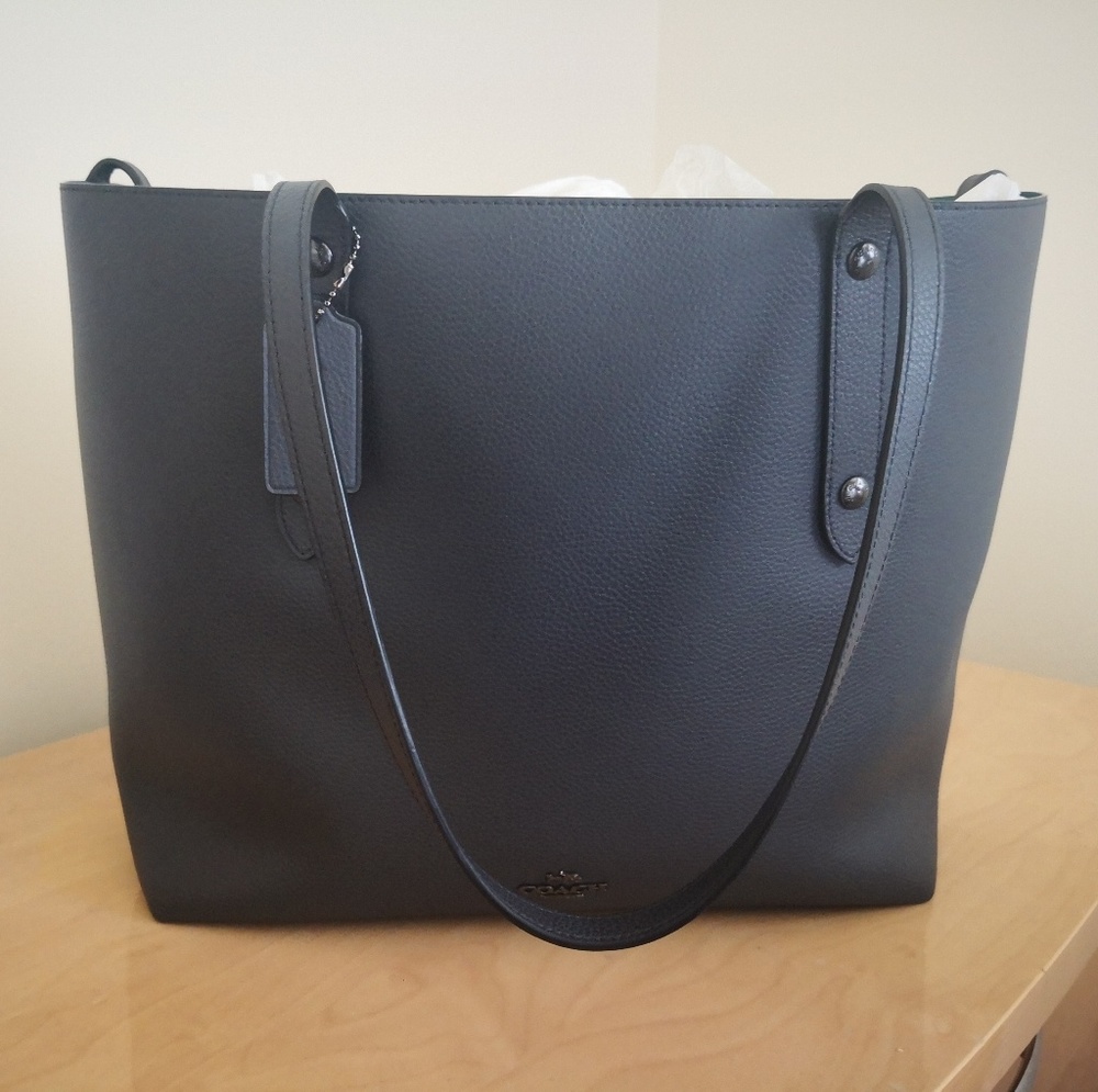 Coach large market tote F58737